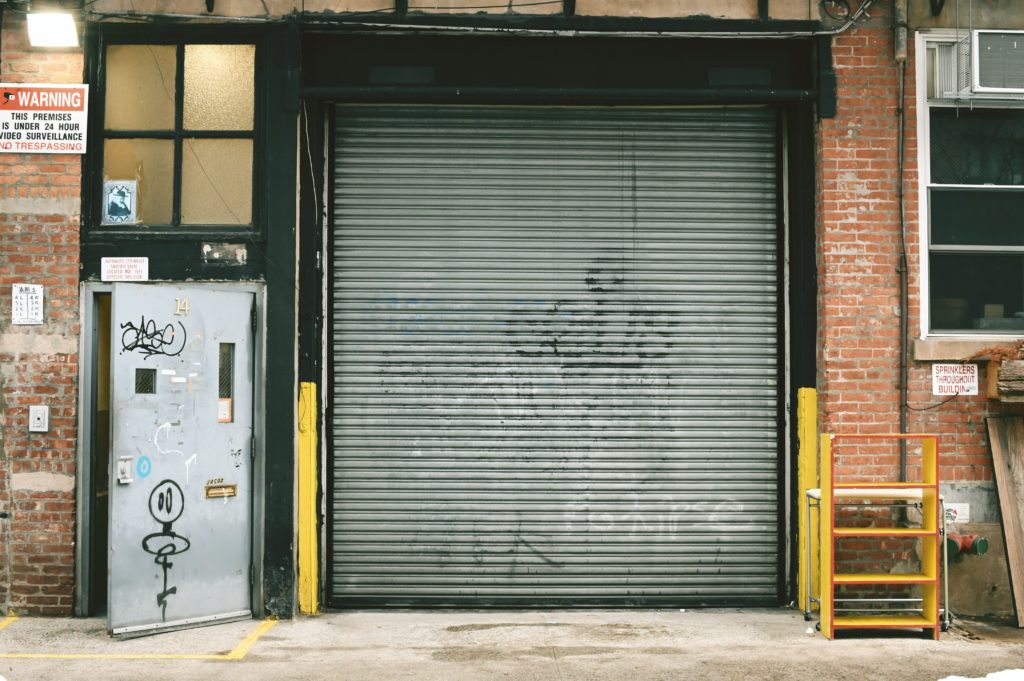 robinson-greig-7UeTi7x6DOs-unsplash - Guardian Data Guardian Data